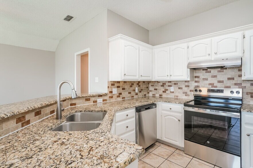 Building Photo - 6202 High Country Trail