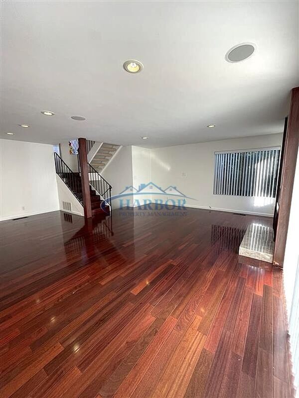 Building Photo - 28534 Vista Madera