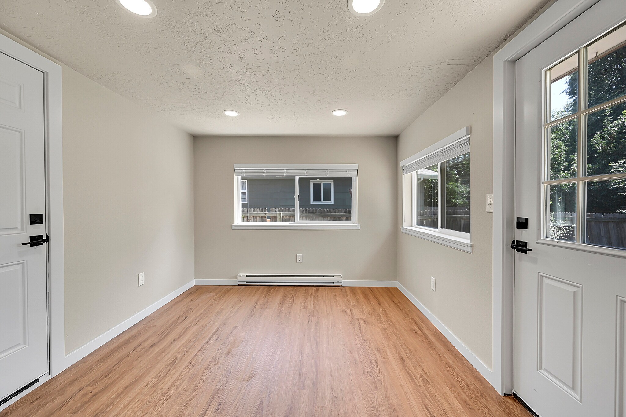 Building Photo - 2742 W 22nd Street Dr