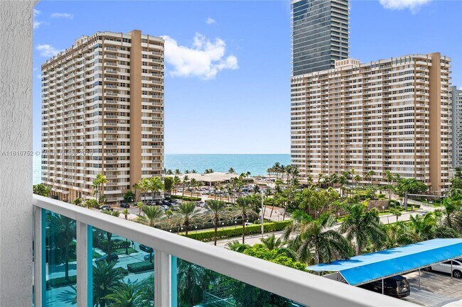 Building Photo - 1945 S Ocean Dr