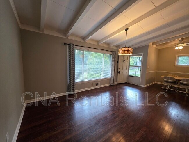 Building Photo - 3659 Ashwood Dr SE