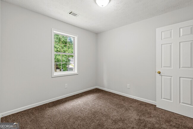 Building Photo - 4966 Cold Springs Dr NW