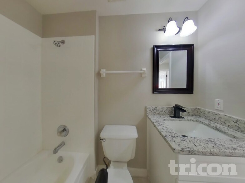 Building Photo - 2391 Alclobe Cir