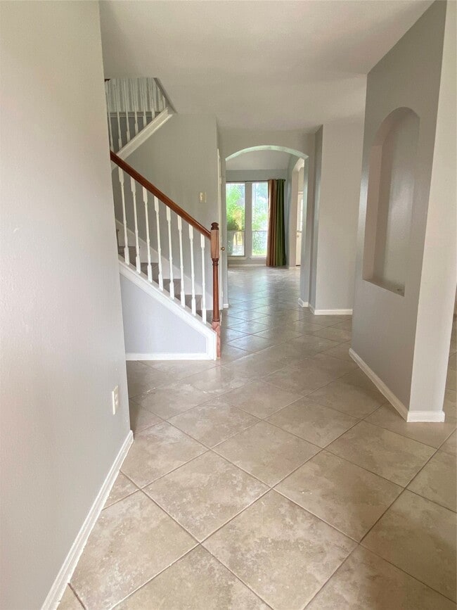 Building Photo - 4223 Fieldview Ct