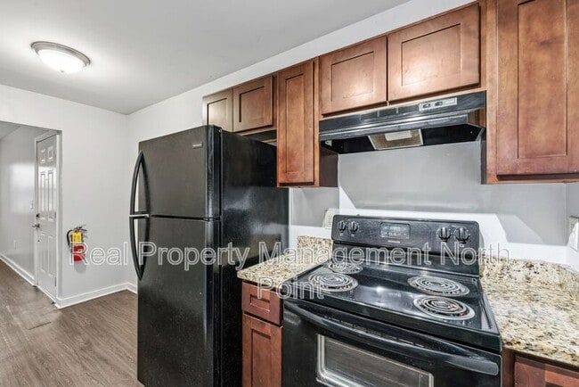 Building Photo - 1097 Westview Dr SW