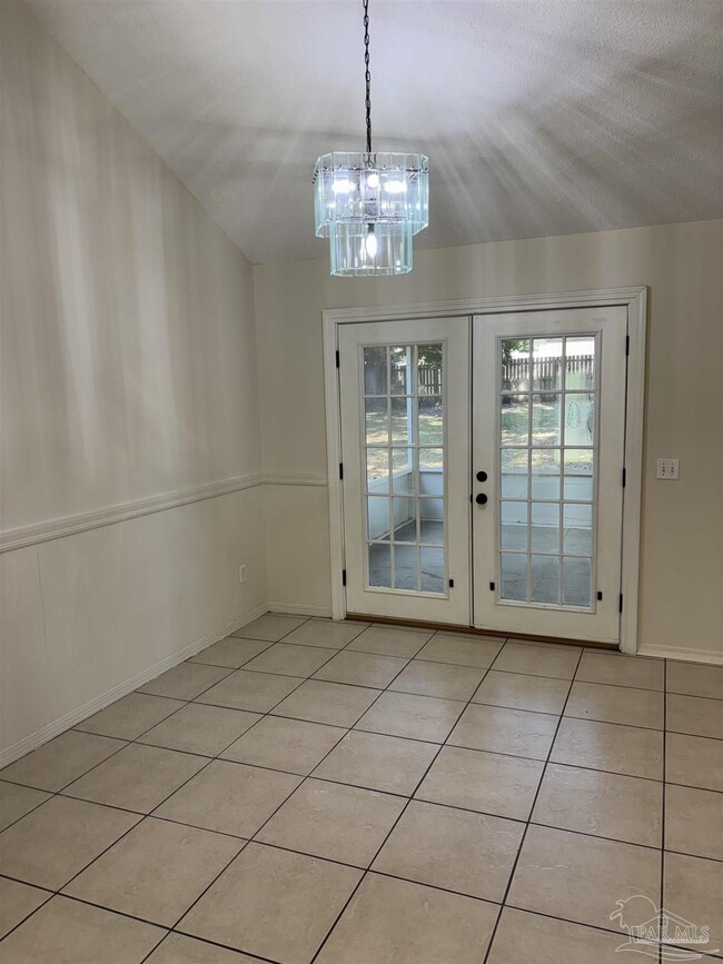 Building Photo - 7145 8 Mile Creek Rd