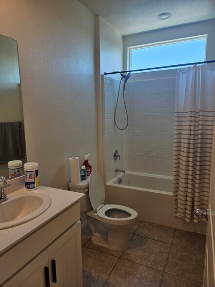 2nd Bath on 3rd Floor - 8405 N Fusion Way