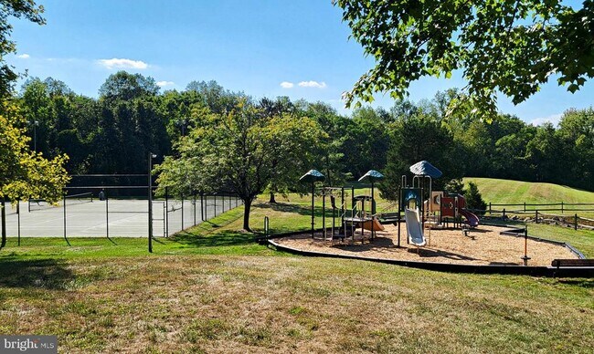 Building Photo - 13573 Orchard Dr