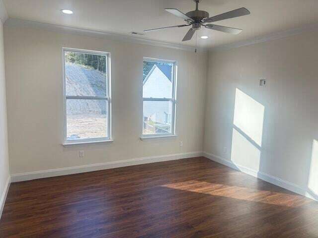 Building Photo - 1923 Cypress Ln