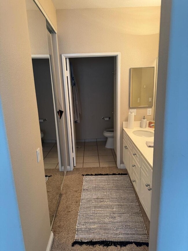 Building Photo - 10766 Sabre Hill Dr