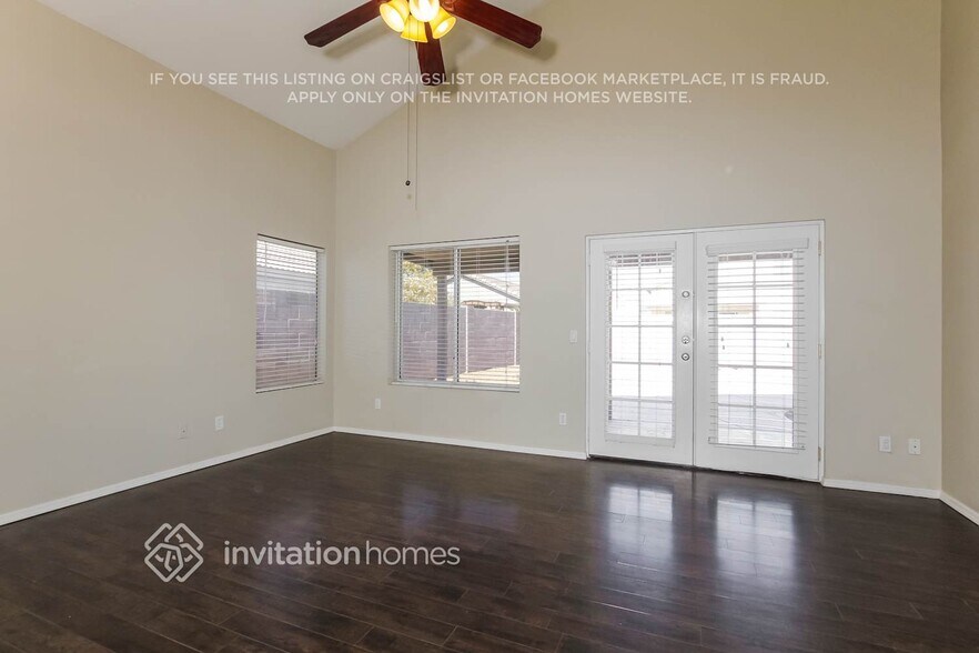 Building Photo - 4028 W Lone Cactus Dr