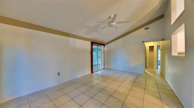 Building Photo - 3816 Pebble Ct