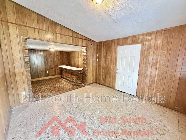 Building Photo - 3191 Parham St