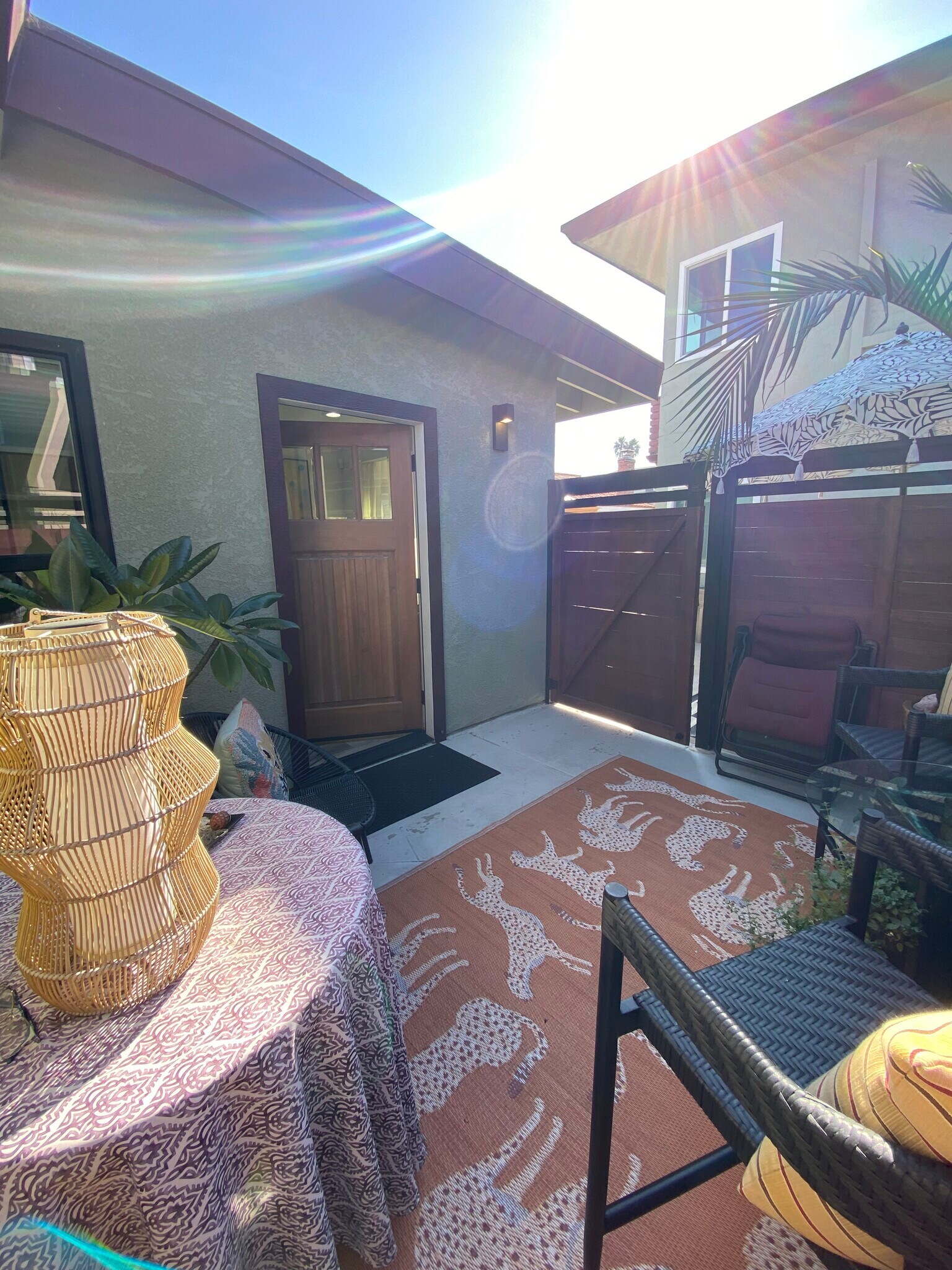 Building Photo - 3042 Newell St