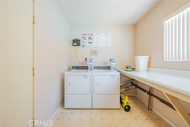 Building Photo - 4487 Colbath Ave