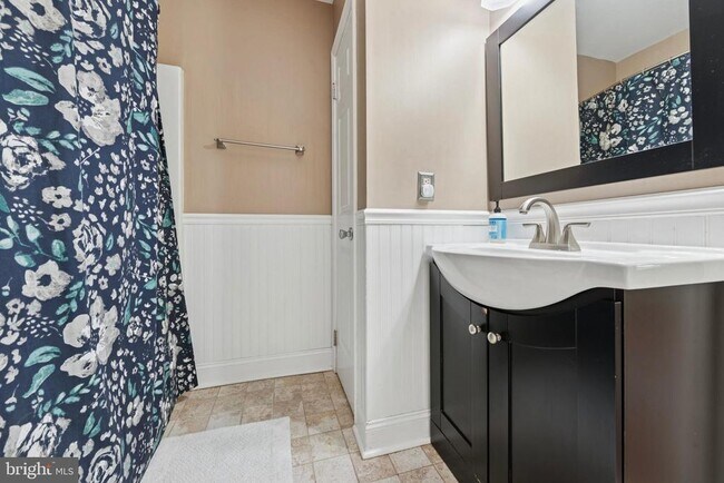Building Photo - 1415 Aspen Ct
