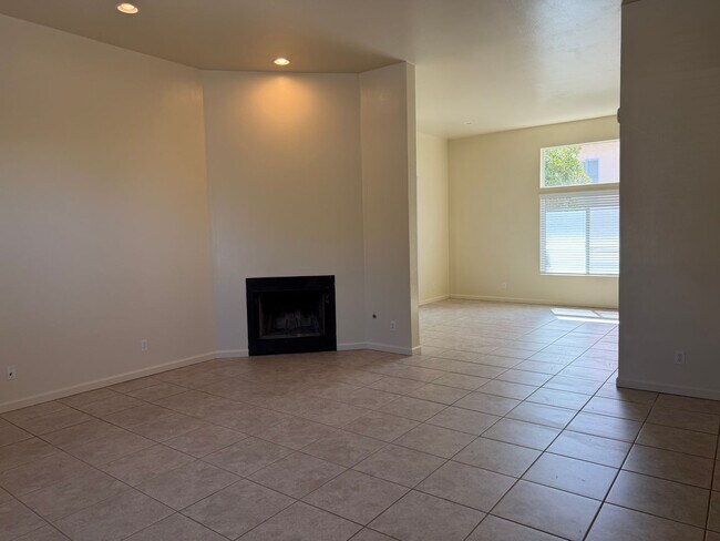 Building Photo - 1189 W Upas St