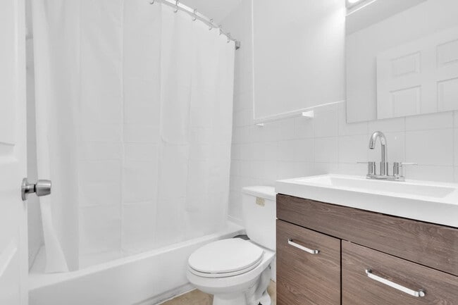 Building Photo - 6345 Collins Ave