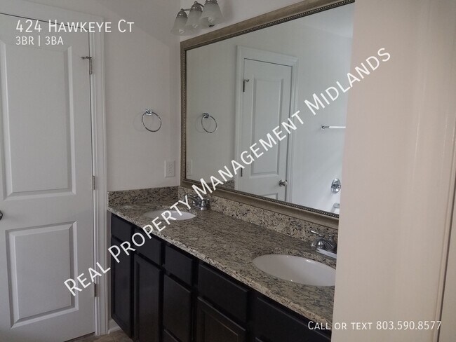 Building Photo - 424 Hawkeye Ct