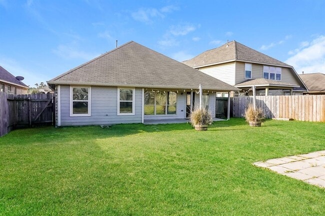 Building Photo - 297 Country Crossing Cir