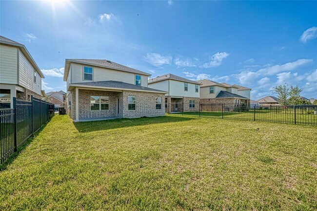 Building Photo - 429 Aurora Creek Ln