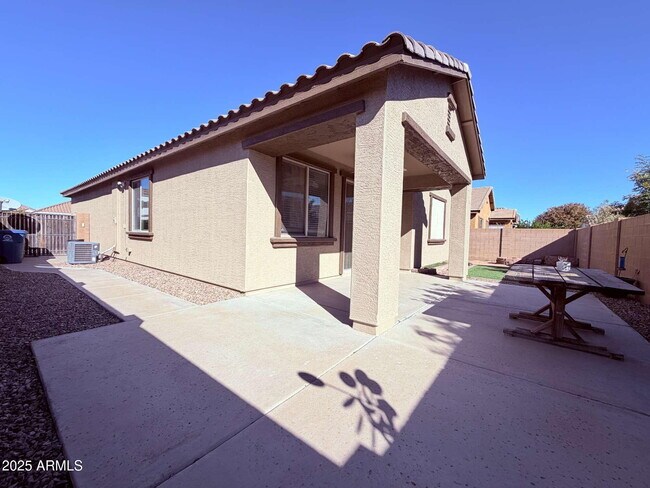 Building Photo - 21121 E Via De Olivos