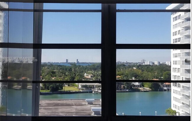 Building Photo - 5825 Collins Ave