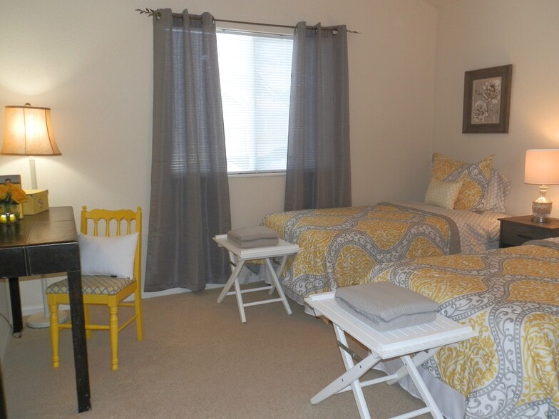 Second bedroom window - 5412 Seal Alley