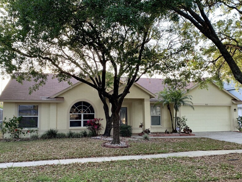 Primary Photo - 9120 Rockrose Dr