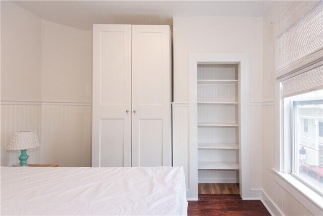 Building Photo - 11 Brewer St