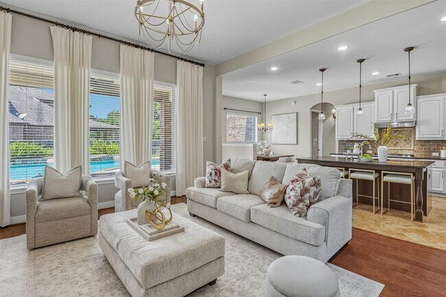 Building Photo - 18 Wyndehaven Lakes Drive