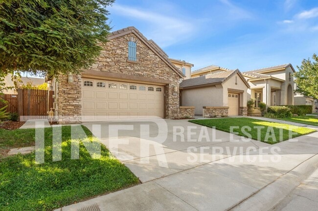 Building Photo - 9808 Spring View Way