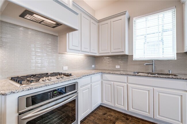 Building Photo - 7263 Switchgrass Rd