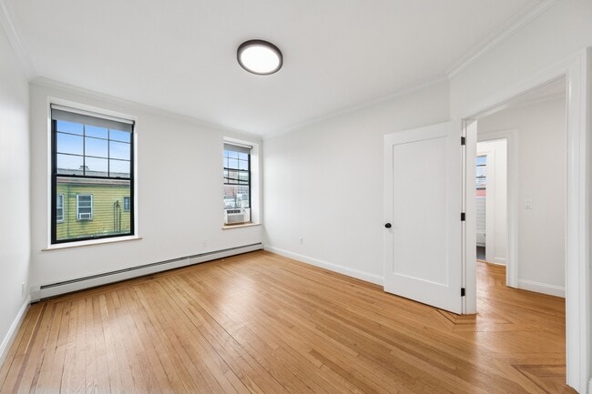 Building Photo - 286 Central Ave