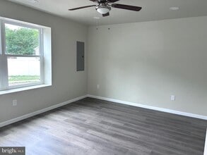 Building Photo - 5609 Toga St