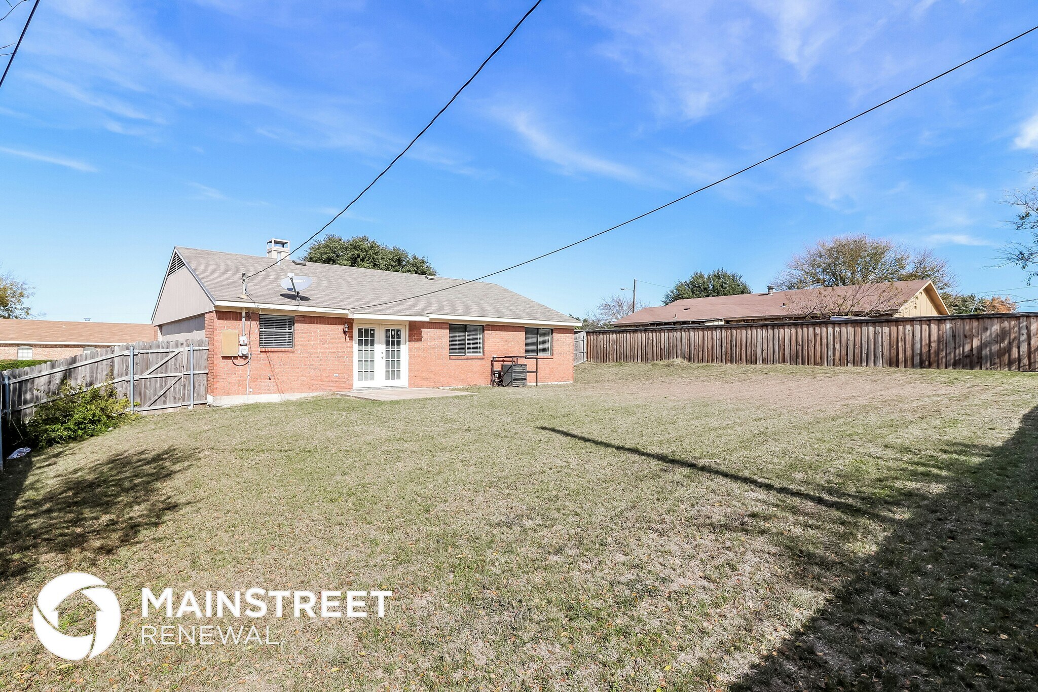 Building Photo - 2942 Mesa View Dr