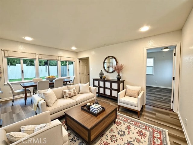 Building Photo - 11424 Marquardt Ave