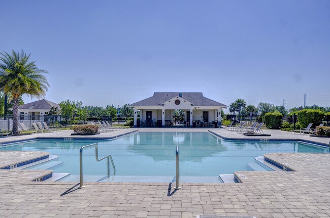 Building Photo - 6731 Castle Green Pl