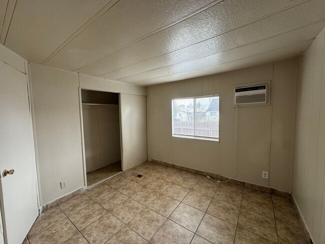 Building Photo - 416 Monterey St