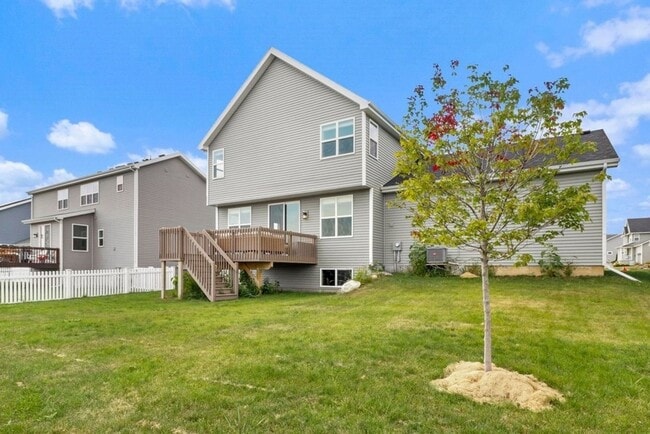 Building Photo - 323 Galileo Dr