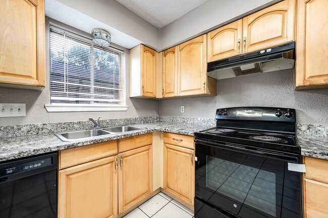 Building Photo - 4918 Quailgate Dr