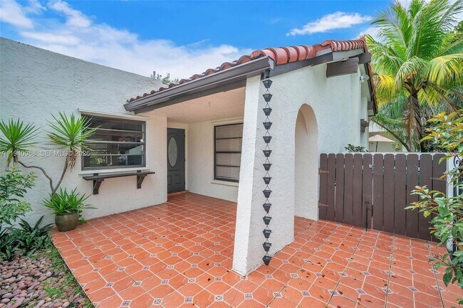 Building Photo - 11125 SW 134th Ct