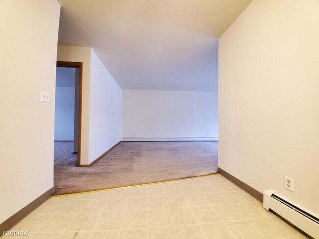 Building Photo - 7343 N Teutonia Ave