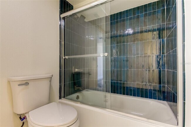 Building Photo - 500 N Osceola Ave