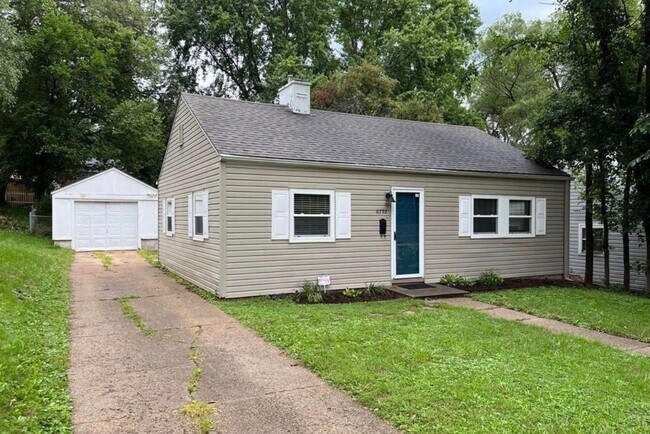 Building Photo - 6792 Hamilton St