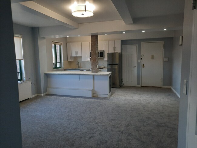 Living Room & Kitchen - 1970 E Tremont Ave