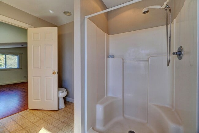 Building Photo - Peaceful Pungo living