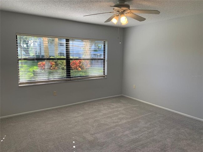 Building Photo - 1320 Pasadena Ave S