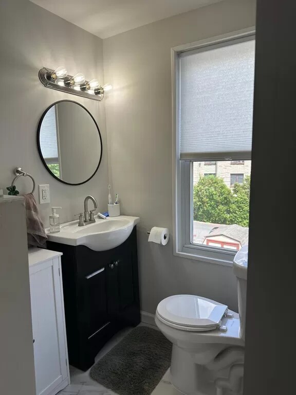 Building Photo - 944 S 24th St