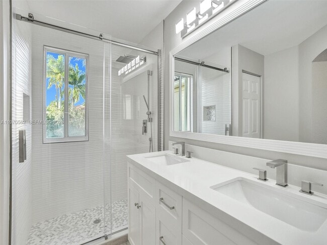 Building Photo - 488 Conservation Dr